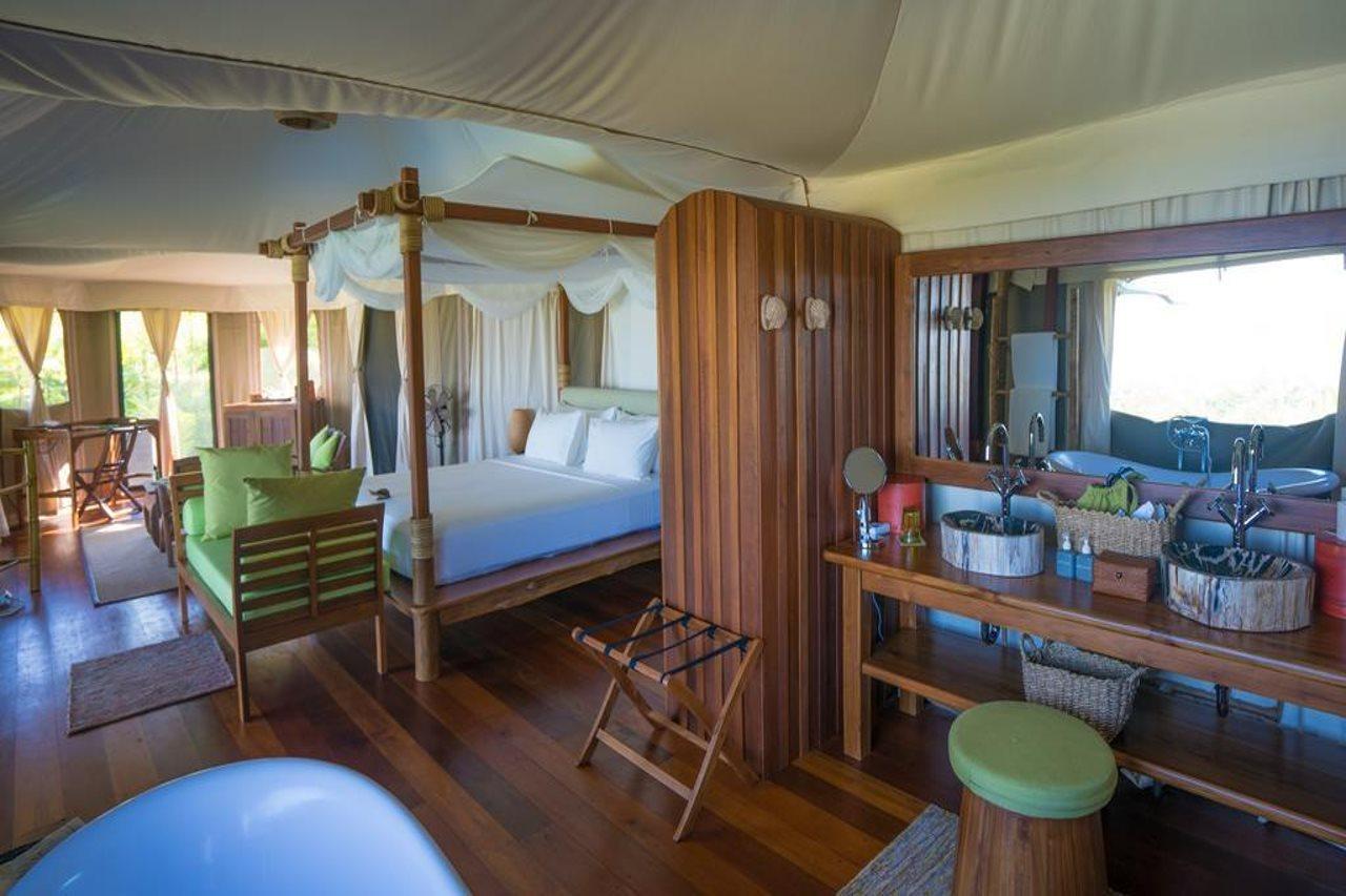 9 ฮอร์นบิลส์ เต็นต์แคมป์ Hotel เกาะยาวน้อย ภายนอก รูปภาพ