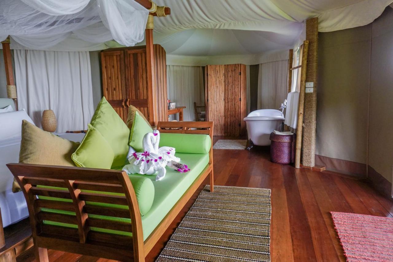 9 ฮอร์นบิลส์ เต็นต์แคมป์ Hotel เกาะยาวน้อย ภายนอก รูปภาพ
